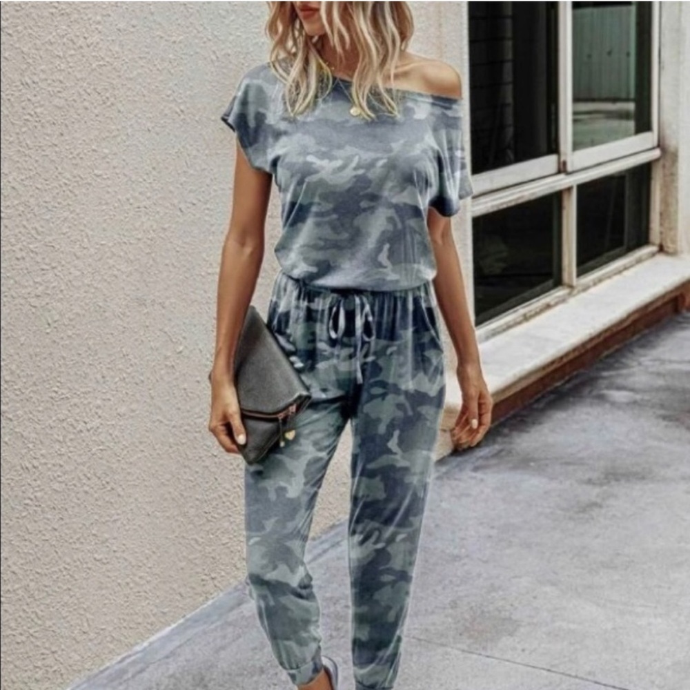 NEW Womens Camo Jogger Jumpsuit Streetwear one and done